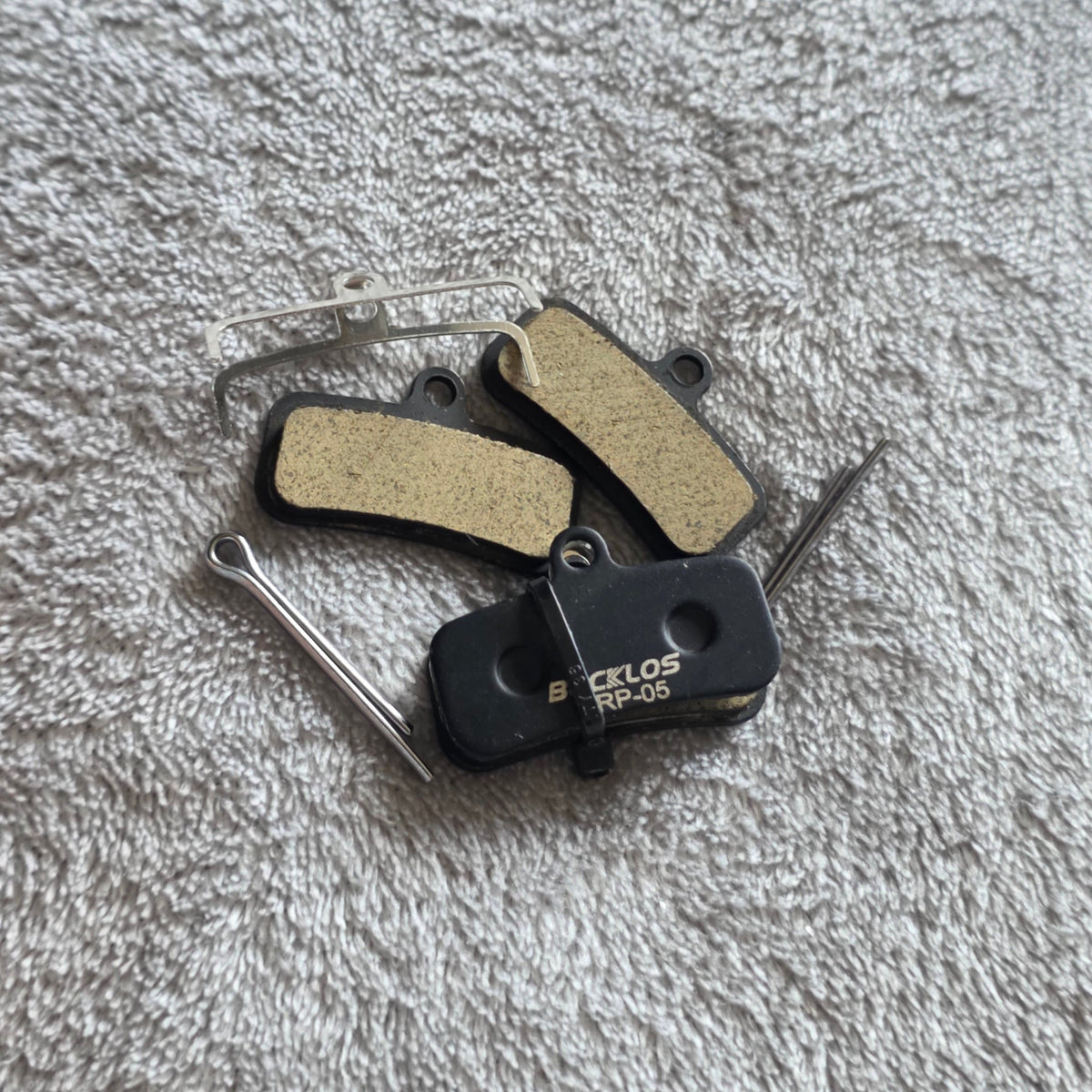 Large Brake pads  (Resin)