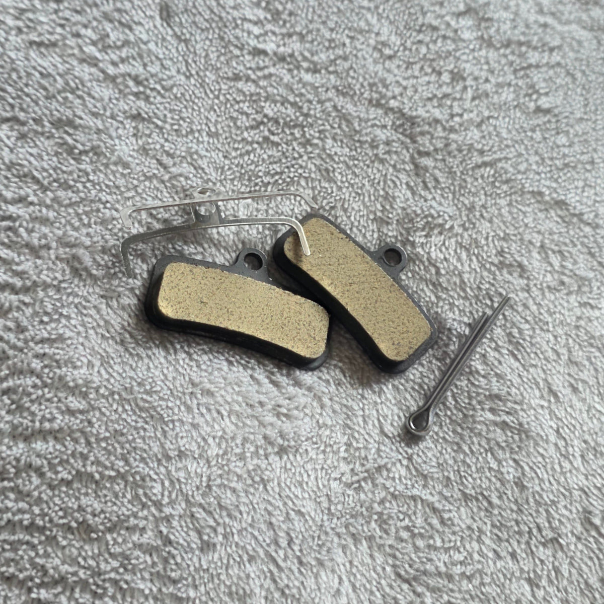 Large Brake pads  (Resin)